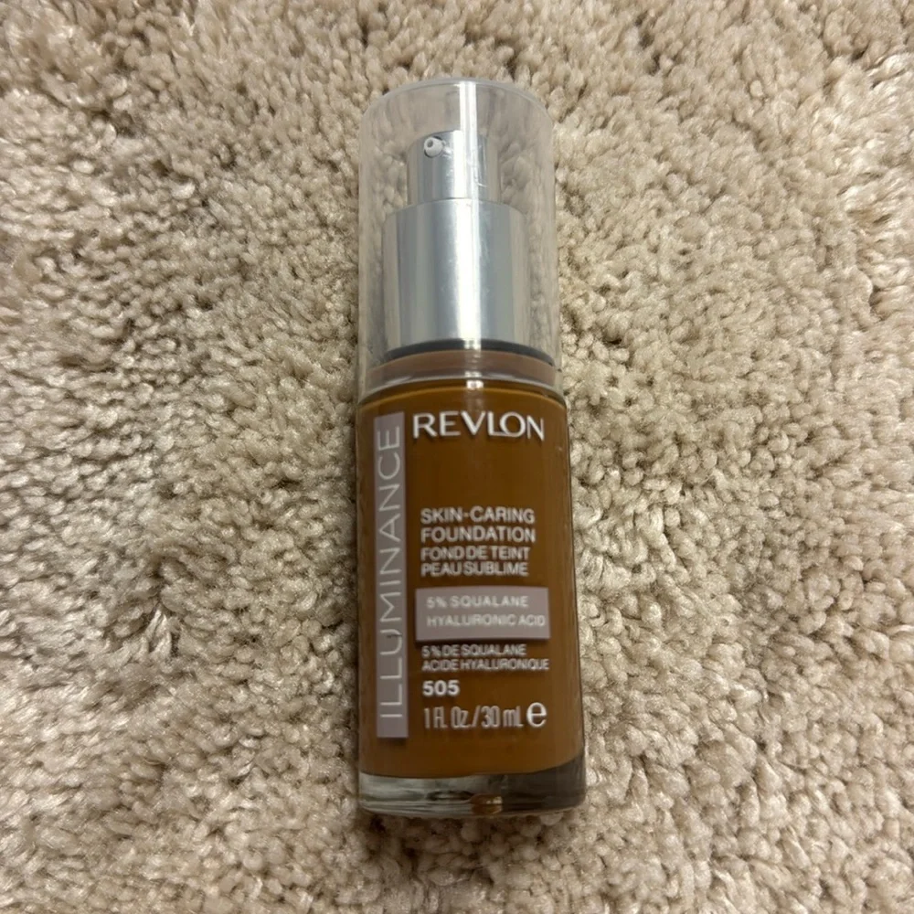 NEW Revlon Illuminance Skin-Caring Liquid Foundation - ‎ 505 Rich Sand